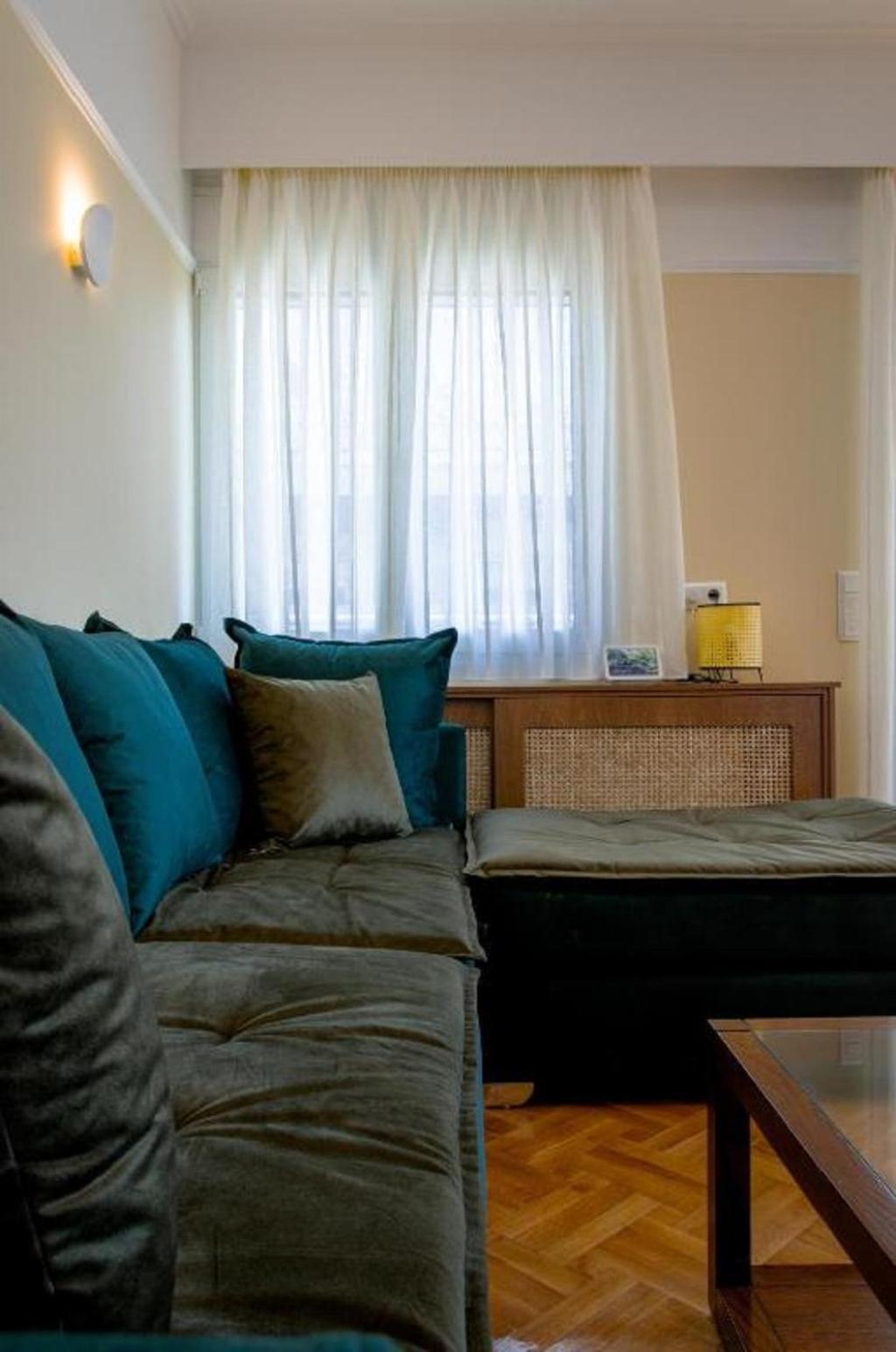 Smart And Elegant Home In The Centre Of Athena Bagian luar foto